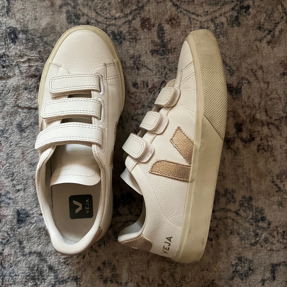 Veja Velcro sneaker